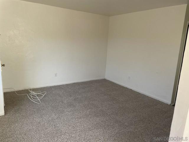 1219 Linalda Dr, El Cajon CA: https://media.crmls.org/mediaz/ec2a462a-0480-4da2-81a4-7fc882c22caa.jpg