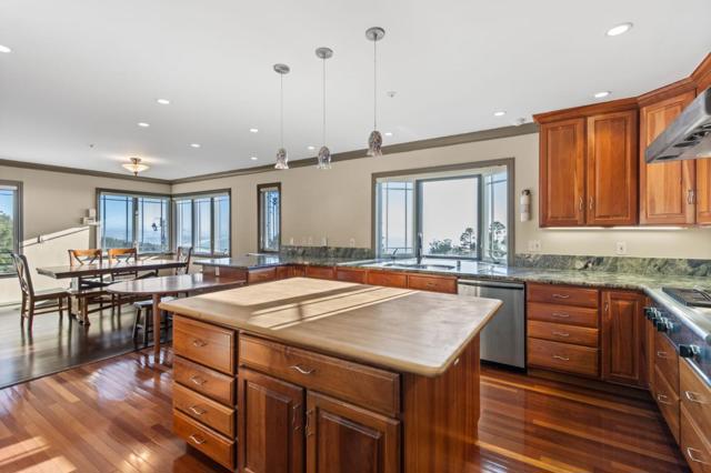 107 Dolphine Avenue, El Granada CA: https://media.crmls.org/mediaz/ec2a58d9-2214-4202-b6fd-56f02e522577.jpg