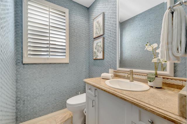 Detail Gallery Image 15 of 44 For 509 W Balboa Bld, Newport Beach,  CA 92661 - 3 Beds | 3/1 Baths