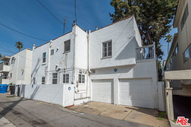 1034 Euclid Street, Santa Monica, California 90403, ,Multi-Family,For Sale,Euclid,24426129