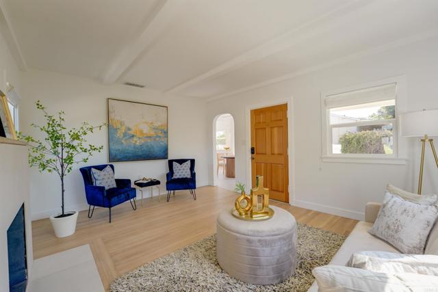 Detail Gallery Image 7 of 39 For 4928 Monroe Ave, San Diego,  CA 92115 - 2 Beds | 2 Baths