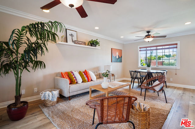 1043 Appleton Road photo 8