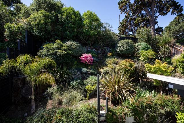 7 Phillip Lane, San Carlos CA: https://media.crmls.org/mediaz/ec2c4b61-705a-4c67-b32a-f11354d12985.jpg