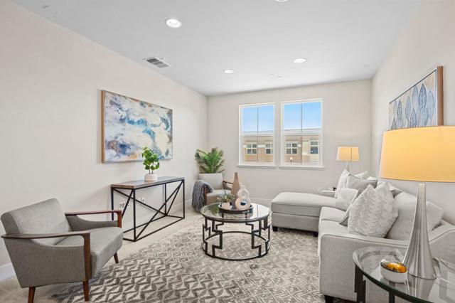 9850 Bobcat Court, Gilroy CA: https://media.crmls.org/mediaz/ec2cf429-1f05-4a71-b2ea-9dfb2226b4be.jpg
