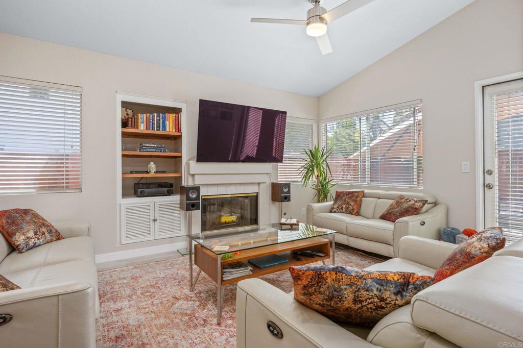 4668 Calle Del Greco - photo 9