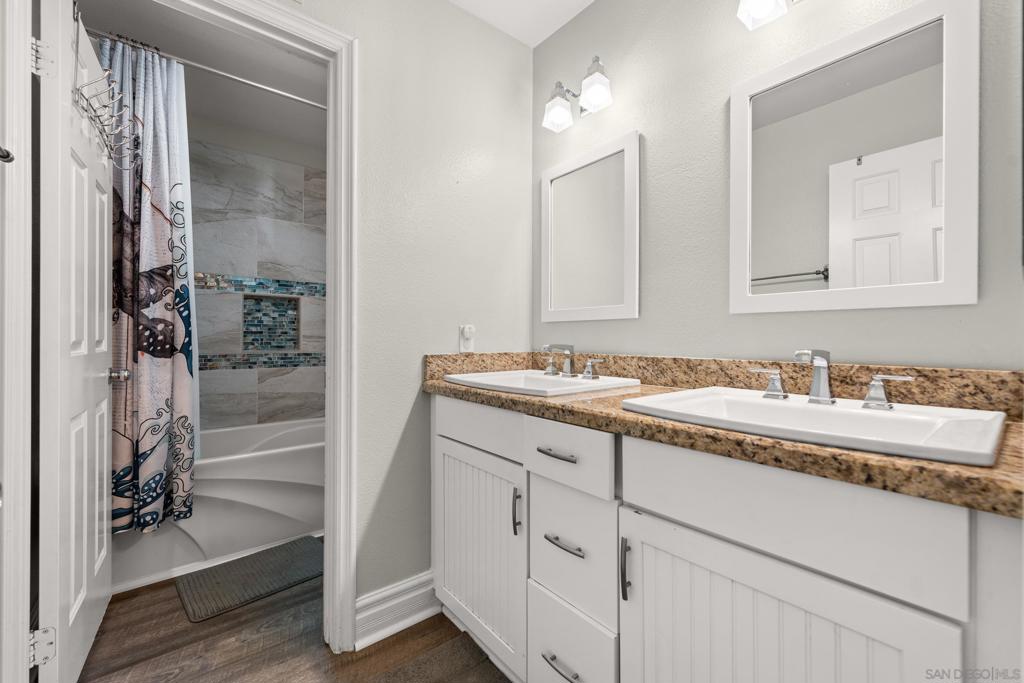 MLS #250041168SD image #13