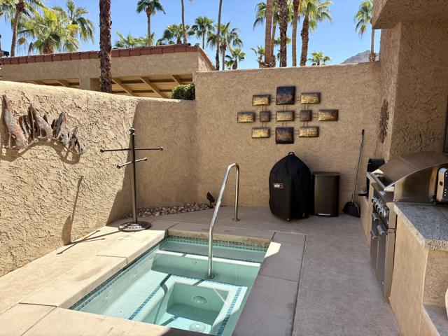 73461 Foxtail Lane, Palm Desert, CA 92260
