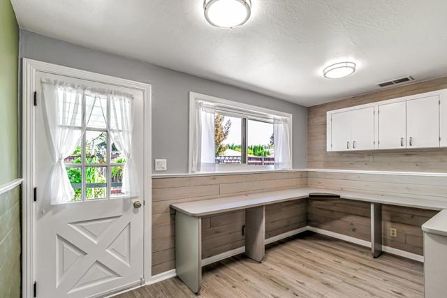 1139 W Parr Avenue, Campbell CA: https://media.crmls.org/mediaz/ec333d23-25de-4815-b985-9b51c4ff00ce.jpg