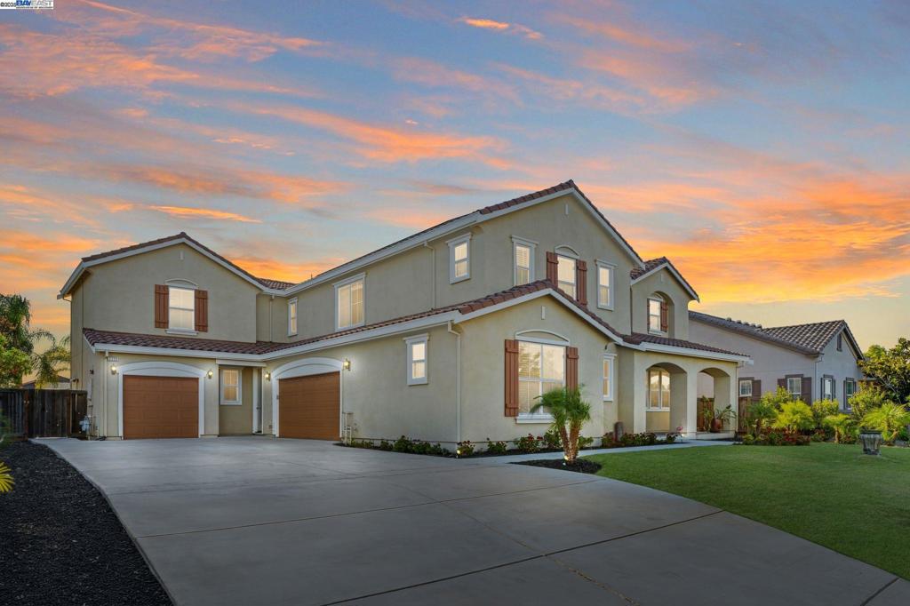 2255 Sugarloaf Ct