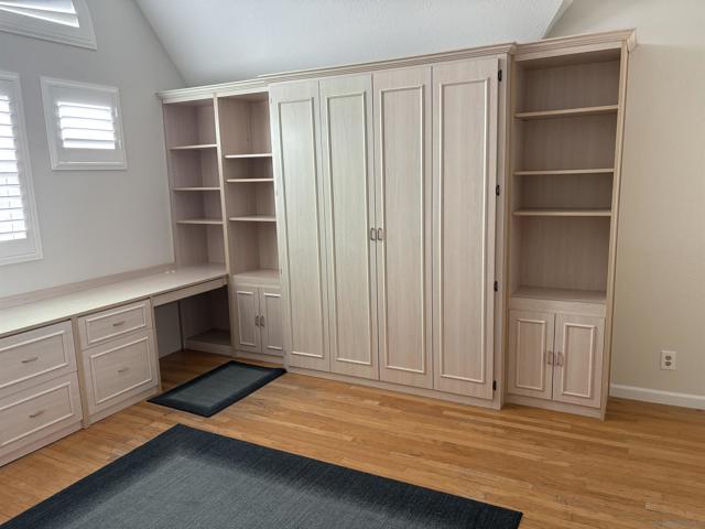 374 ORANGE AVE, Coronado CA: https://media.crmls.org/mediaz/ec33a633-b39d-44cb-b748-e301eb5d8c1b.jpg