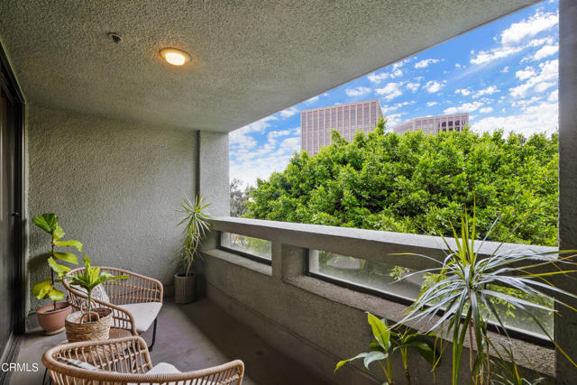 Detail Gallery Image 35 of 42 For 880 W 1st St #527,  Los Angeles,  CA 90012 - 2 Beds | 2 Baths