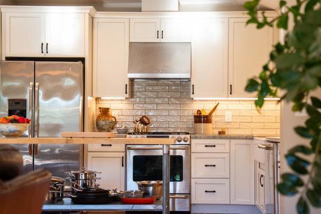 11265 Canyon Drive, San Jose CA: https://media.crmls.org/mediaz/ec365602-4e02-47b5-827e-8726dd98ecee.jpg