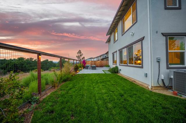 7101 Hakkan Drive, Gilroy CA: https://media.crmls.org/mediaz/ec367f9e-c918-480a-b080-372c712dc64e.jpg