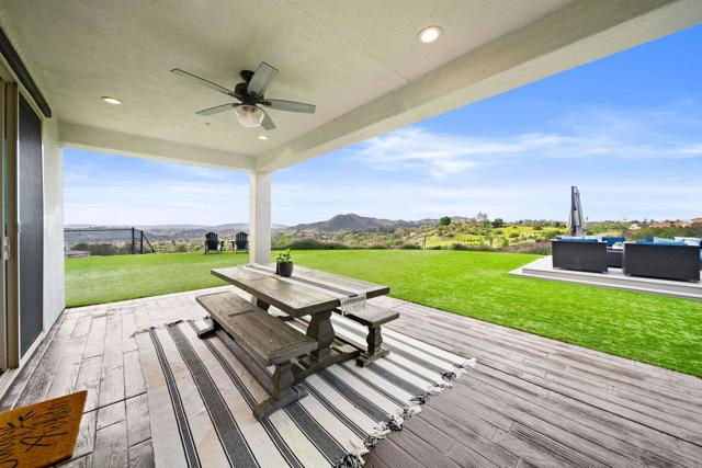 Detail Gallery Image 18 of 75 For 14546 Highcrest Ct, Poway,  CA 92064 - 5 Beds | 4/1 Baths