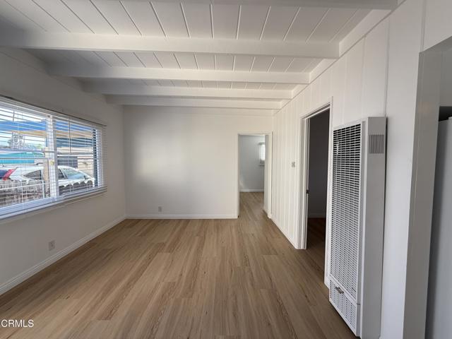 Detail Gallery Image 5 of 26 For 1033 Bath Ln, Ventura,  CA 93001 - 1 Beds | 1 Baths