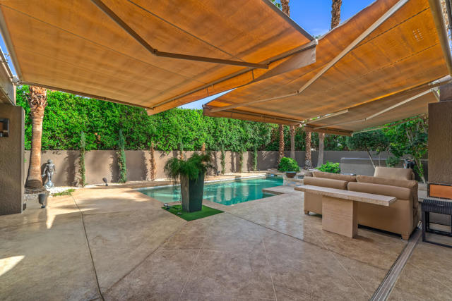 79200 Jack Rabbit Trail, La Quinta CA: https://media.crmls.org/mediaz/ec379151-6fee-4d0d-8d46-0fc2ba6fdcf0.jpg