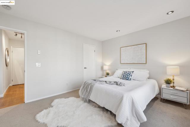92 Schooner Ct, Richmond CA: https://media.crmls.org/mediaz/ec37ccbb-aa08-4393-813c-301f84cd82fd.jpg