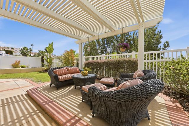 Image 41 of 51 For 11767 Scripps Cape Vista Point