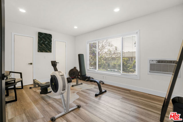 8231 De Longpre Avenue, West Hollywood CA: https://media.crmls.org/mediaz/ec386318-75d9-409d-8d59-1395091f7a70.jpg