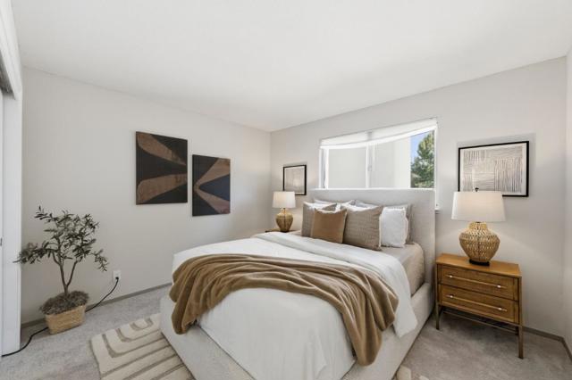 1962 Menalto, Menlo Park CA: https://media.crmls.org/mediaz/ec39042c-b99d-46ec-8e4a-61b89ea334f7.jpg