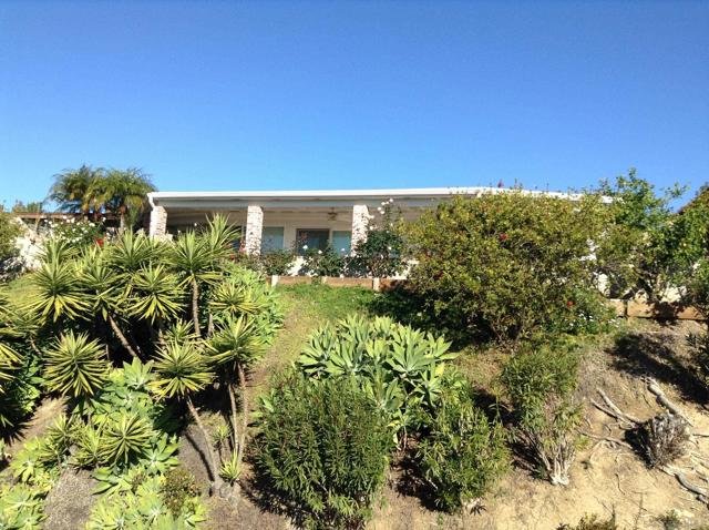 3063 Nute Way, San Diego CA: https://media.crmls.org/mediaz/ec3915ff-5974-4002-a8fc-dc0eacbd2475.jpg