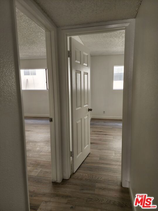 18547 Collins Street, Tarzana CA: https://media.crmls.org/mediaz/ec392843-280f-43a2-a360-11557cc20a48.jpg