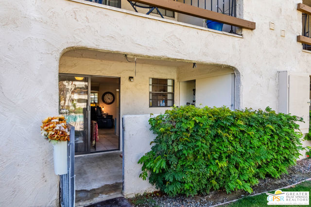 5300 East Waverly Drive, C13, Palm Springs