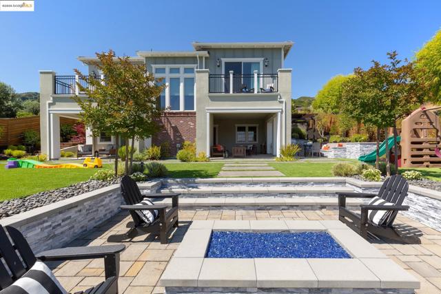 63 Tomcat Way, Orinda CA: https://media.crmls.org/mediaz/ec3a6178-f7f0-41c1-b88e-f218b9ef1e83.jpg