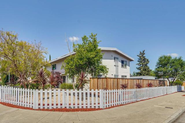 603 Beta Court, Campbell CA: https://media.crmls.org/mediaz/ec3b346a-3604-42b3-8357-515f30fd8bcf.jpg
