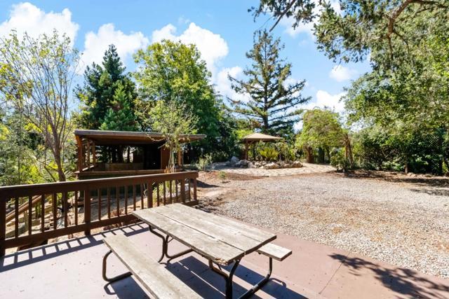 711 W California Way, Redwood City CA: https://media.crmls.org/mediaz/ec3bf274-fa22-49fc-bd14-011f1f75b482.jpg