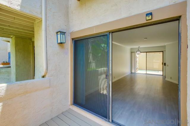 3268 Via Marin, La Jolla CA: https://media.crmls.org/mediaz/ec3c14dc-2ead-46b8-8c7d-959a627d3582.jpg