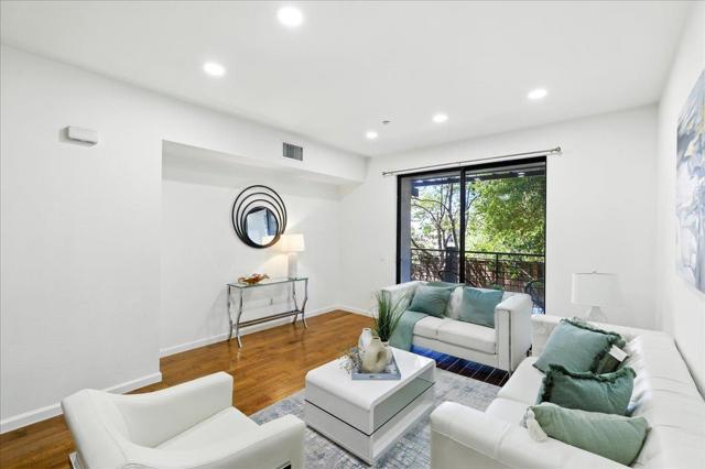 10745 N De Anza Boulevard, Cupertino CA: https://media.crmls.org/mediaz/ec3c741d-224d-4c99-b661-364389a1a0ac.jpg