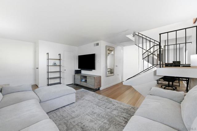 11941 Royal Rd, El Cajon CA: https://media.crmls.org/mediaz/ec3d1bea-6da3-4415-bff1-3050781429ef.jpg