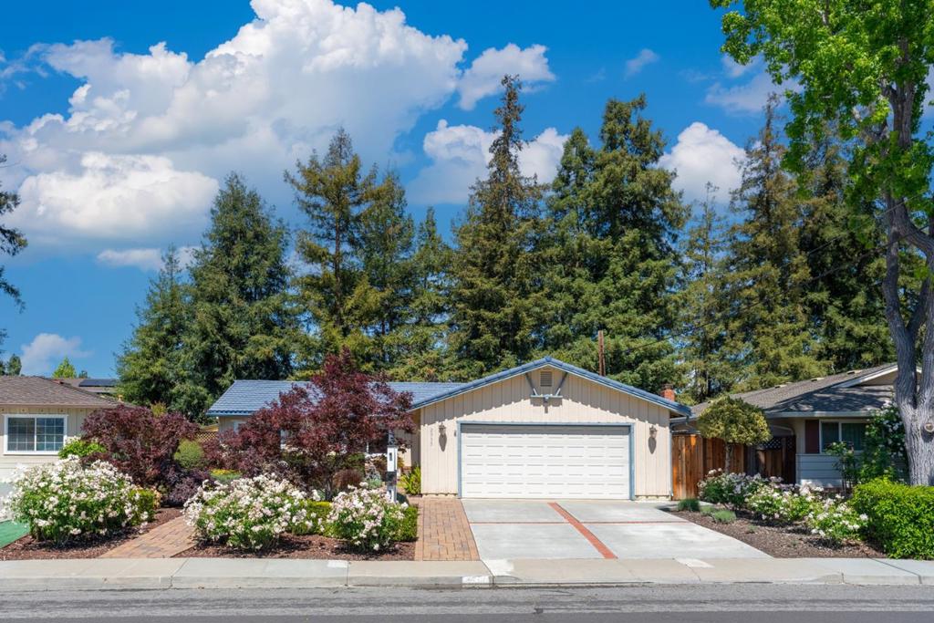 2935 Marietta Drive