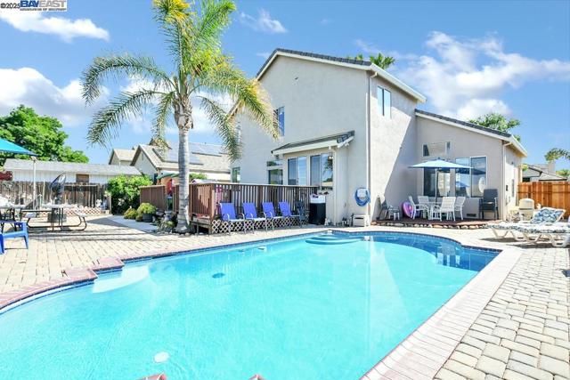 2218 Newport Ct., Discovery Bay CA: https://media.crmls.org/mediaz/ec3db508-80d8-4614-8a16-557cb16c3e96.jpg