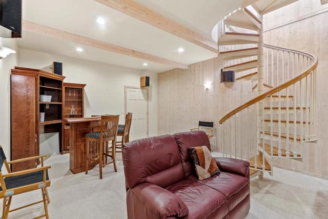 25611 Whip Road, Monterey CA: https://media.crmls.org/mediaz/ec3dcc71-4a13-4ea9-9a1c-0478841bb150.jpg