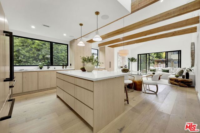 12469 Greene Avenue, Los Angeles CA: https://media.crmls.org/mediaz/ec3f8f38-3160-472a-9193-83b34ef591d5.jpg