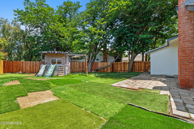 951 Tapies Court, Newbury Park CA: https://media.crmls.org/mediaz/ec400f7a-b9c6-4705-9709-4675c8e87ee4.jpg