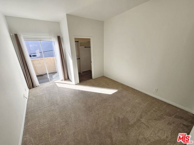 1957 N Bronson Avenue, Los Angeles CA: https://media.crmls.org/mediaz/ec408448-7c71-4848-8f5b-0f92a46fc897.jpg