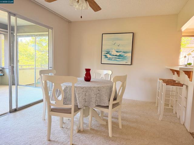 2825 Ptarmigan, Walnut Creek CA: https://media.crmls.org/mediaz/ec40f061-9aa4-4a53-b2e1-47ee982bde0b.jpg