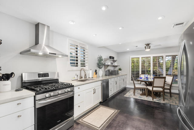 78987 Bayside Court, Bermuda Dunes CA: https://media.crmls.org/mediaz/ec41a444-8683-452a-bb34-e8c0e66c72d7.jpg