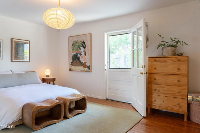 202 N. Fulton Street, Ojai CA: https://media.crmls.org/mediaz/ec41a884-a05f-4ce4-b054-d46de18a6d06.jpg