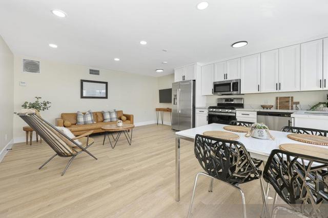 Image 2 of 19 For 3768 Villa Terrace