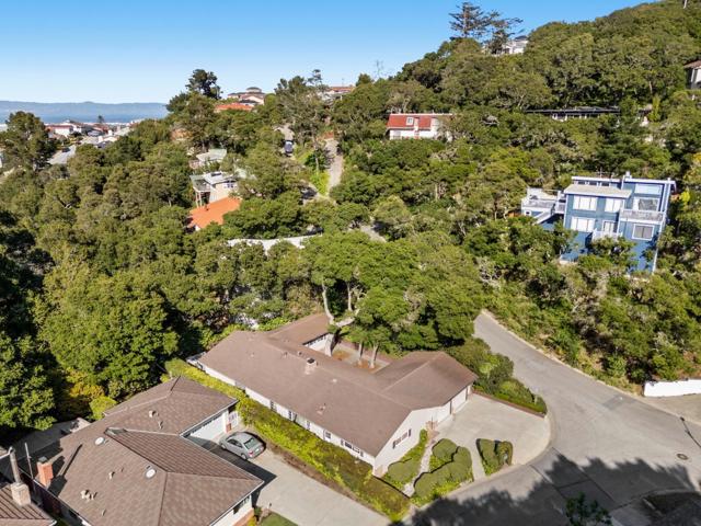 2 Corte Camellia, Millbrae CA: https://media.crmls.org/mediaz/ec431447-b53f-413a-8871-79f97ce47af2.jpg