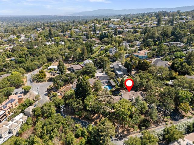 100 Vaquero Way, Redwood City CA: https://media.crmls.org/mediaz/ec4343eb-776a-4bd8-85c0-0b5e8e5a1c04.jpg