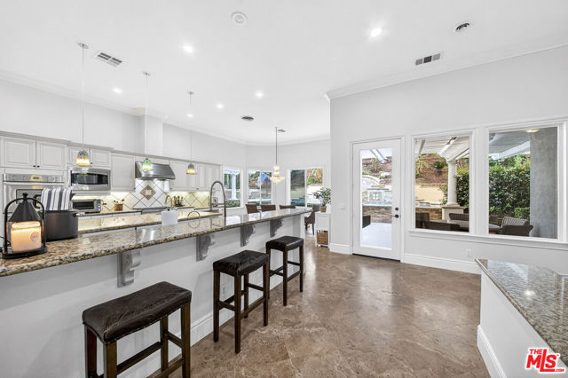 Image 6 of 28 For 1660 Alamitos Circle