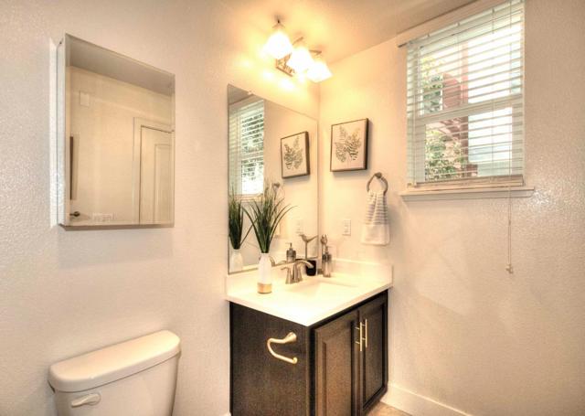 283 Baja Rose Street, Milpitas CA: https://media.crmls.org/mediaz/ec43f20a-974b-4f37-be84-9be2b7d380e9.jpg
