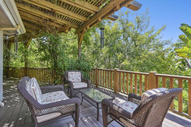 31619 21 Via Puerta Del Sol, Bonsall CA: https://media.crmls.org/mediaz/ec45584e-8399-4f3f-9cf2-3c889ab64e29.jpg