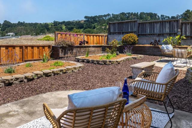 373 Coral Ridge Drive, Pacifica CA: https://media.crmls.org/mediaz/ec45ca20-cd7d-4eba-a073-99af3a2535a4.jpg