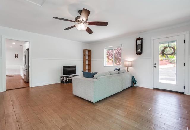 2167 Reineman Road, Fallbrook CA: https://media.crmls.org/mediaz/ec460a17-45ab-48f2-81c9-900addd2cd10.jpg